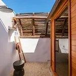 Illume Mykonos Willa Plintri