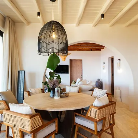 Illume Mykonos Plintri