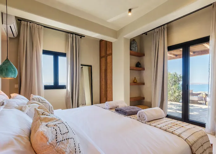 Illume Mykonos Plintri